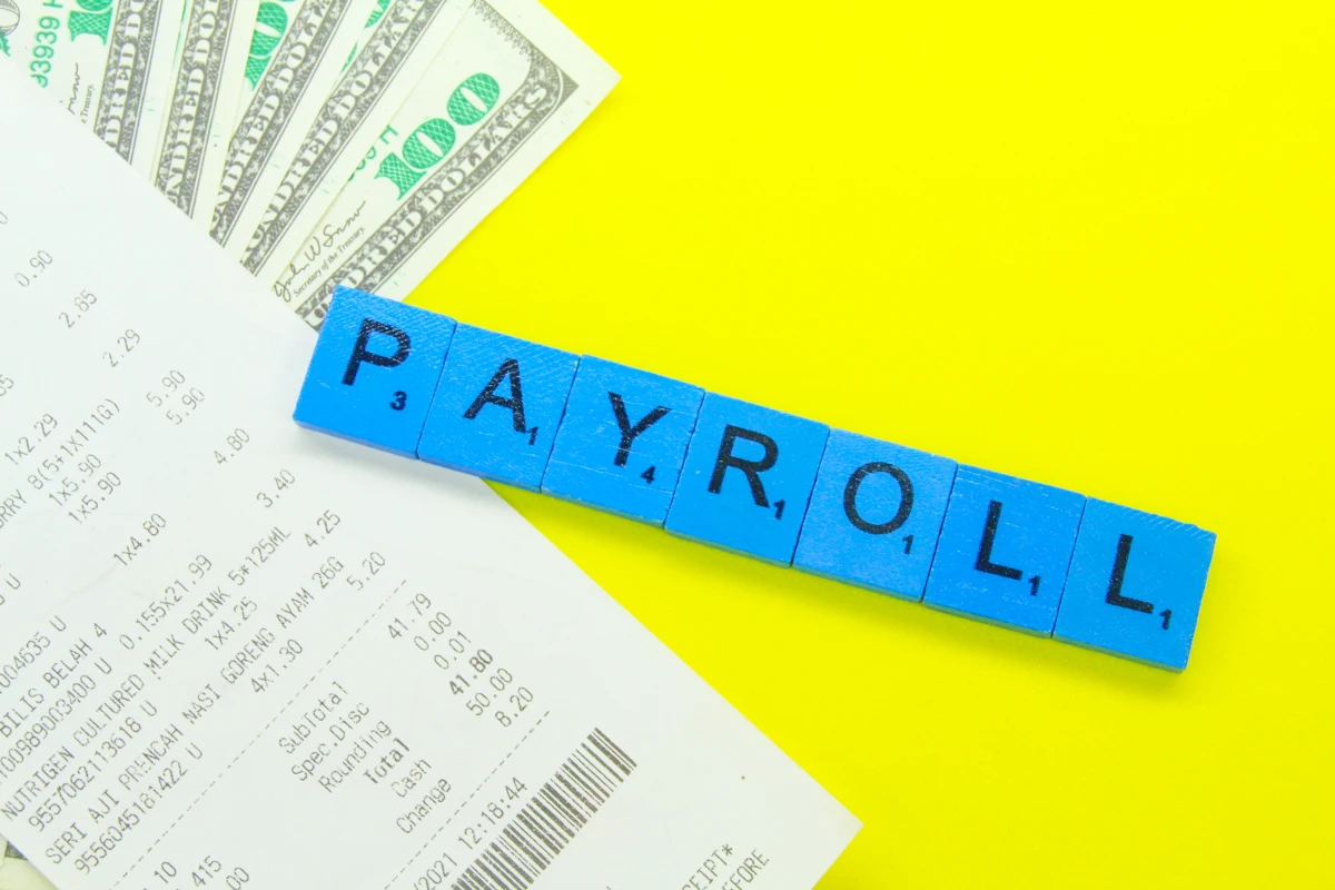 Gestion de la paie : maîtrisez la règlementation et les formalités pour une entreprise sereine