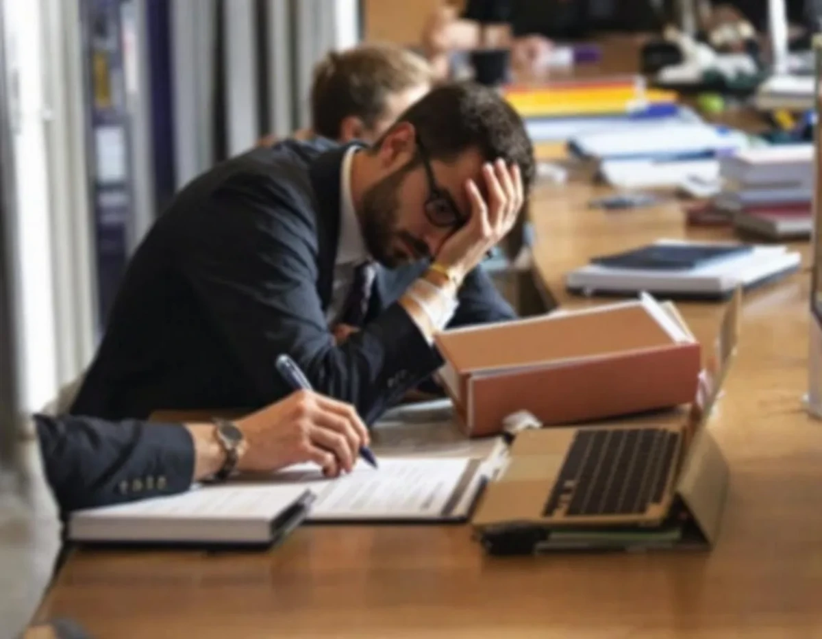 La prévention des vices cachés dans les contrats commerciaux : guide juridique approfondi